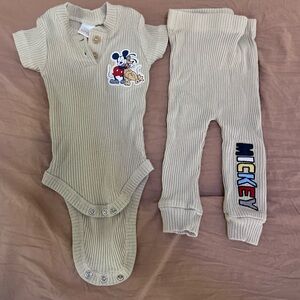 Baby Micky Mouse 2 Piece set. Top and pants. Size 0-3M
